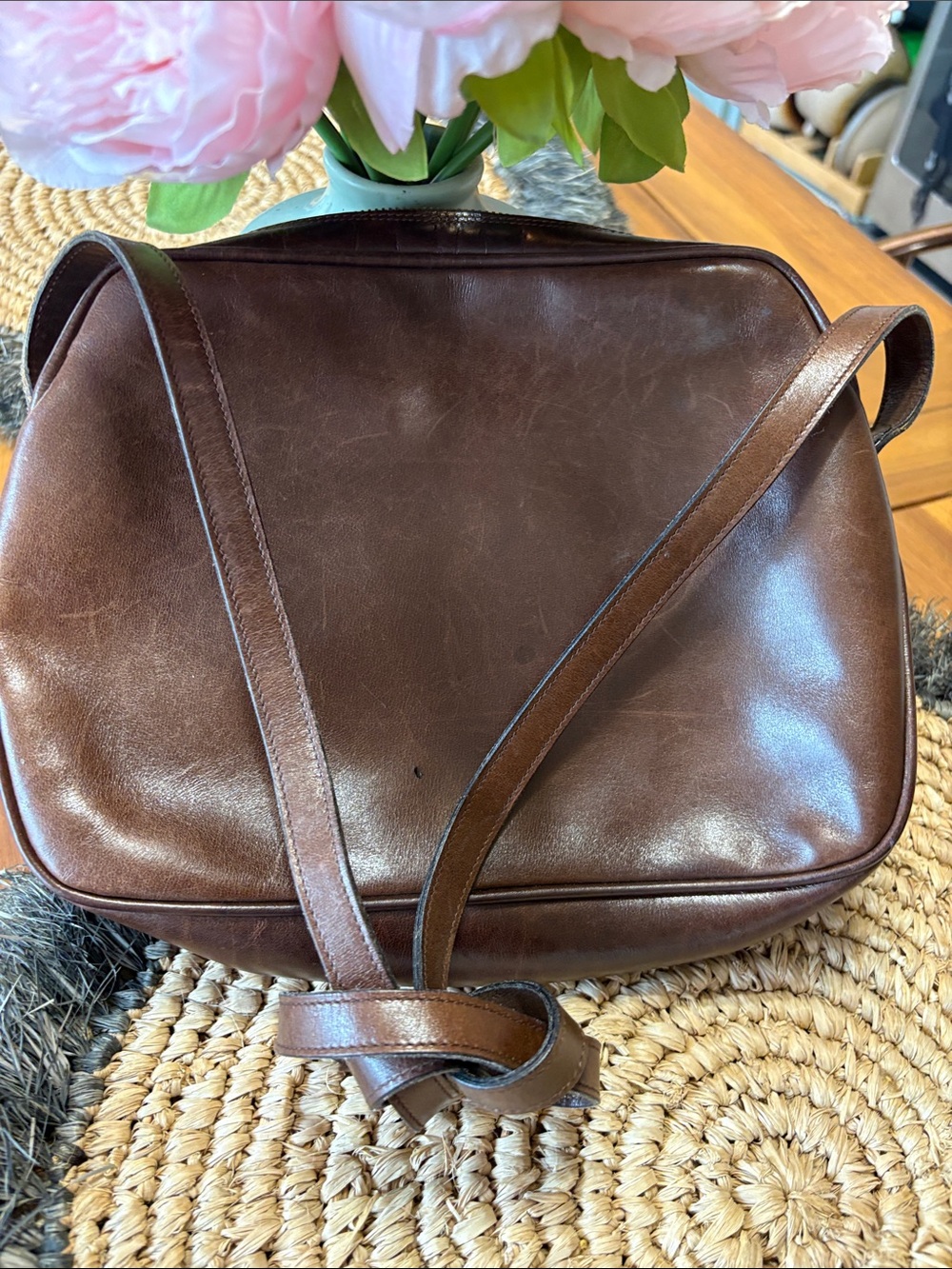 Vintage Salvatore Ferragamo Brown Leather Crossbody Shoulder Bag Italy